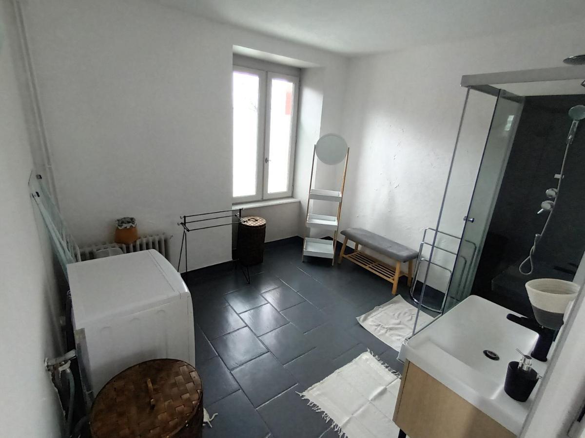 Le Miraillet, Gite Saint-Illide Exterior foto