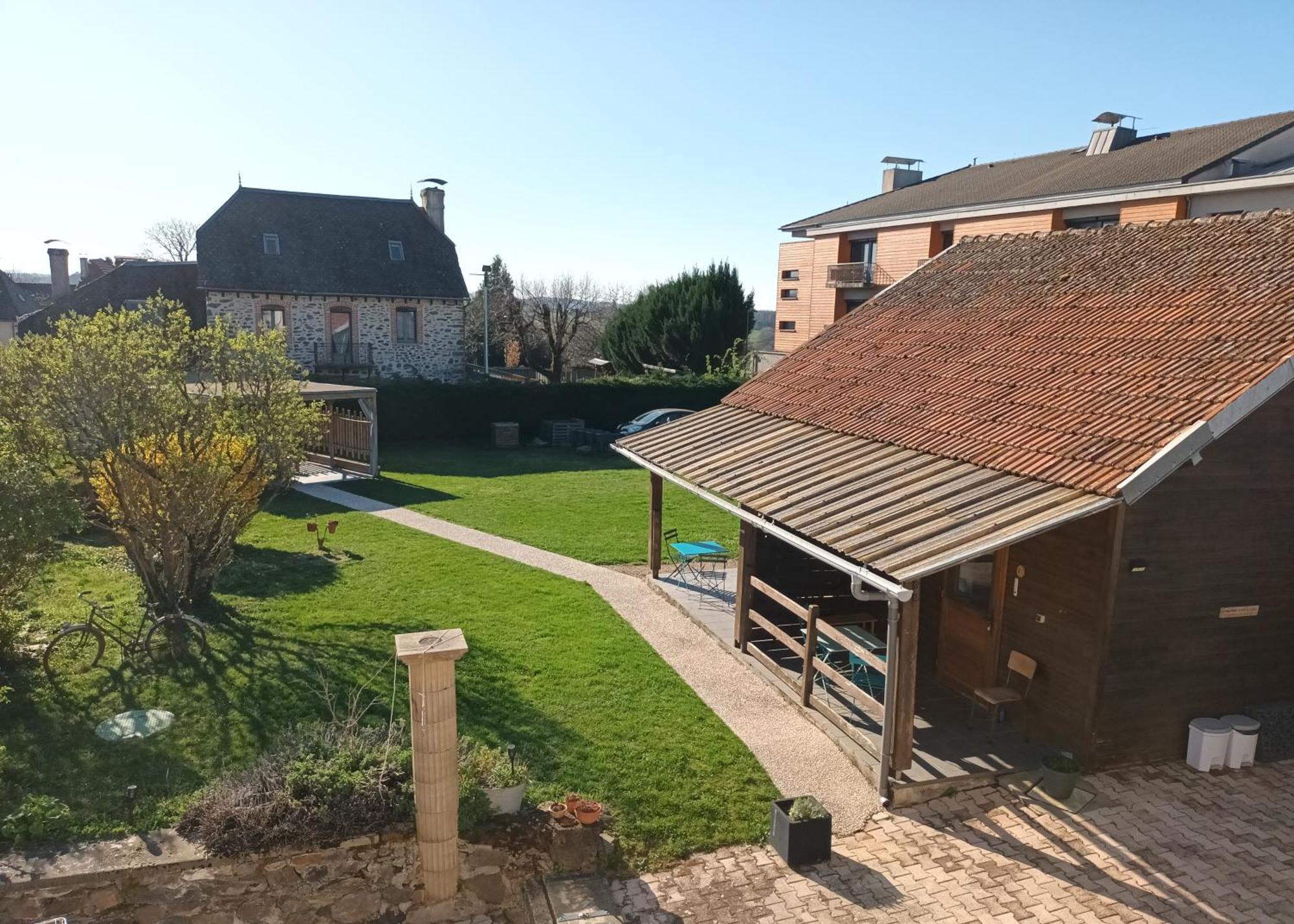 Le Miraillet, Gite Saint-Illide Exterior foto